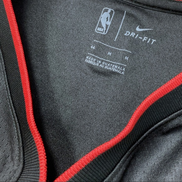 Nike Miami Heat Hassan Whiteside Jersey 864487-010 21 44 Medium Swingman NBA - Picture 6 of 9